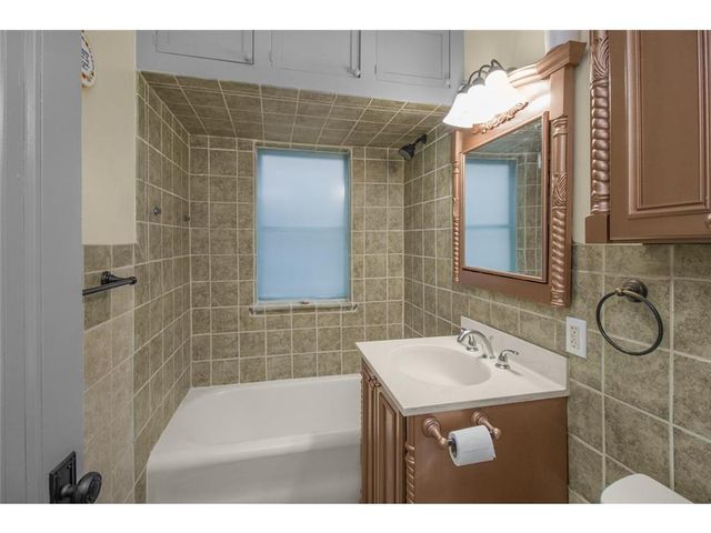 3430 Humboldt Avenue N, Minneapolis, MN 55412