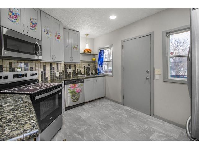 3430 Humboldt Avenue N, Minneapolis, MN 55412