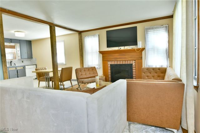 107 Hogarth Avenue, Niles, OH 44446