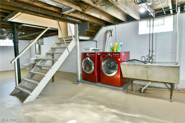 107 Hogarth Avenue, Niles, OH 44446