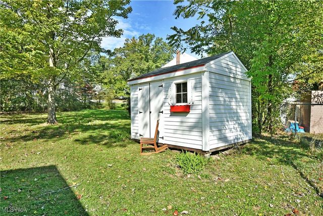 107 Hogarth Avenue, Niles, OH 44446