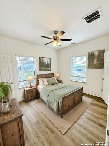 707 RUNNELS AVE, San Antonio, TX 78208