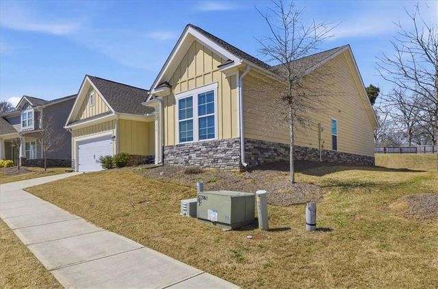 1332 Slaton Manor Drive, Conyers, GA 30012