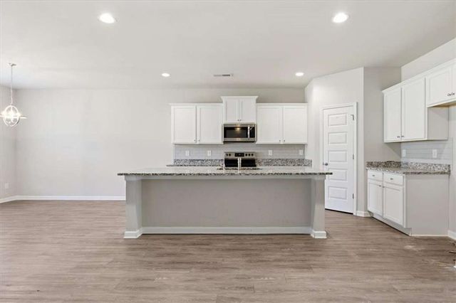 1332 Slaton Manor Drive, Conyers, GA 30012