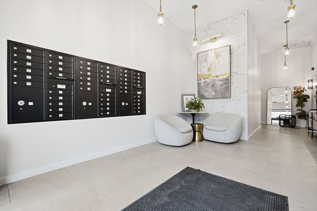 457 W Broadway 203, Boston, MA 02127