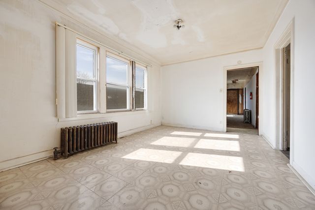 8104 S South Shore Drive, Chicago, IL 60617