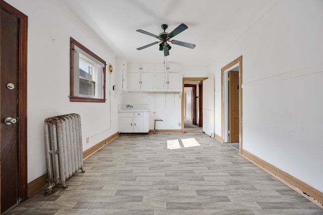 8104 S South Shore Drive, Chicago, IL 60617