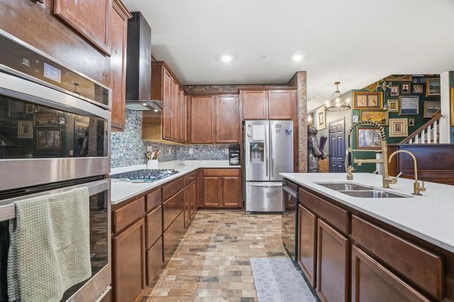 216 Vicenza Dr, Stockton, CA 95209