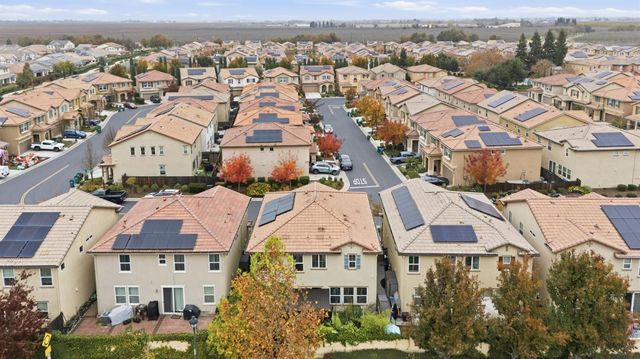 216 Vicenza Dr, Stockton, CA 95209