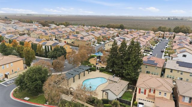 216 Vicenza Dr, Stockton, CA 95209