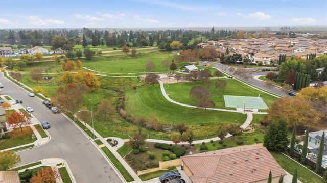 216 Vicenza Dr, Stockton, CA 95209