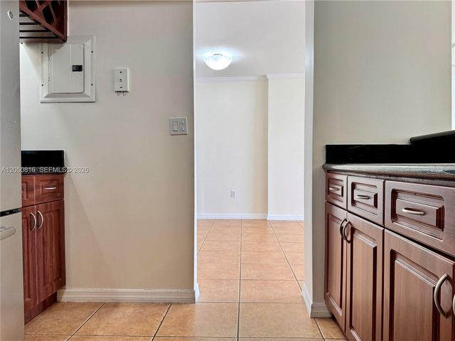 2780 NE 183rd Street 2012, Aventura, FL 33160