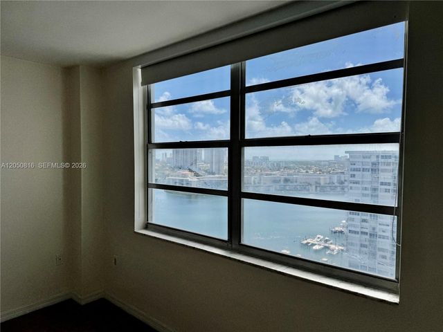 2780 NE 183rd Street 2012, Aventura, FL 33160