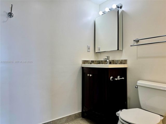 2780 NE 183rd Street 2012, Aventura, FL 33160