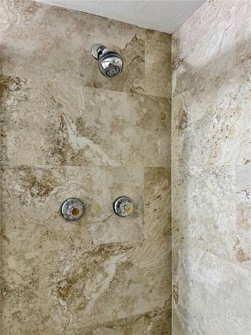 2780 NE 183rd Street 2012, Aventura, FL 33160