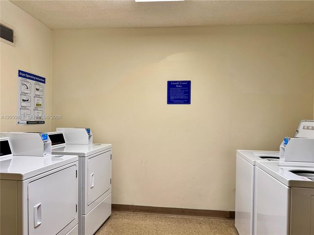2780 NE 183rd Street 2012, Aventura, FL 33160