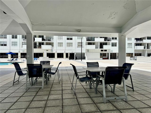 2780 NE 183rd Street 2012, Aventura, FL 33160