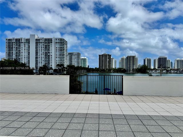 2780 NE 183rd Street 2012, Aventura, FL 33160