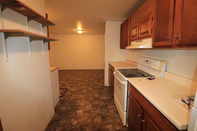 2209 S Ellis Road, Janesville, WI 53548
