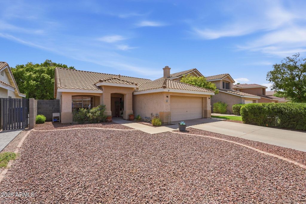 981 W HUDSON Way, Gilbert, AZ 85233 — exterior