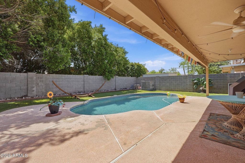 981 W HUDSON Way, Gilbert, AZ 85233 — photo 4