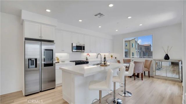 510 Bluegrass Way, Rancho Mission Viejo, CA 92694