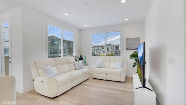 510 Bluegrass Way, Rancho Mission Viejo, CA 92694