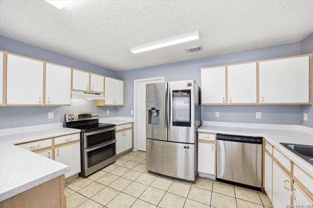 7931 Cortland Oak, San Antonio, TX 78254