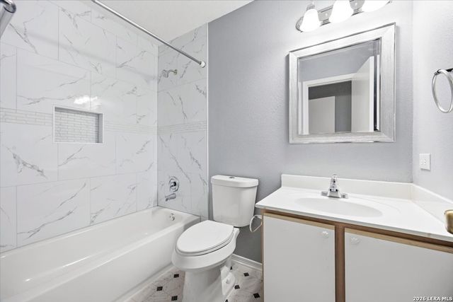 7931 Cortland Oak, San Antonio, TX 78254