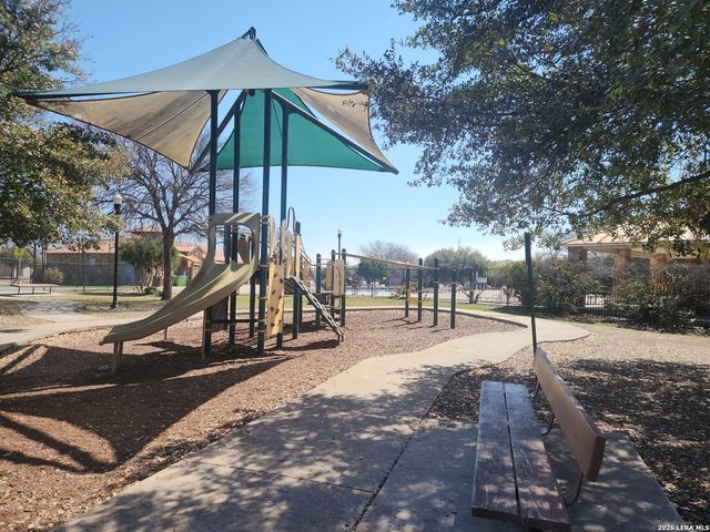 7931 Cortland Oak, San Antonio, TX 78254