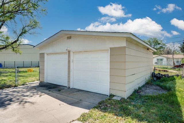 737 N Boyd, Wichita, KS 67212