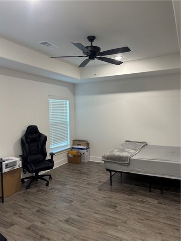 4200 SW Pawhuska Street, Bentonville, AR 72713