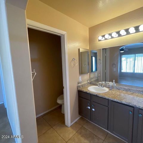 6324 N 79th Lane, Glendale, AZ 85303