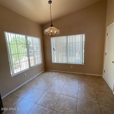 6324 N 79th Lane, Glendale, AZ 85303