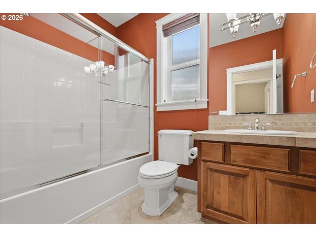 909 N 9TH Way, Ridgefield, WA 98642