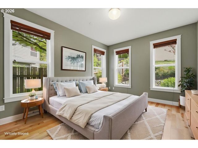 909 N 9TH Way, Ridgefield, WA 98642