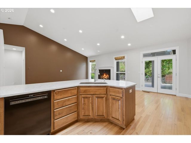 909 N 9TH Way, Ridgefield, WA 98642
