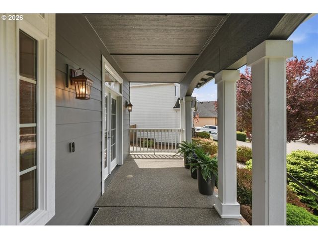 909 N 9TH Way, Ridgefield, WA 98642