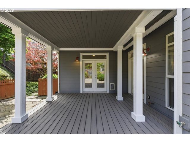 909 N 9TH Way, Ridgefield, WA 98642
