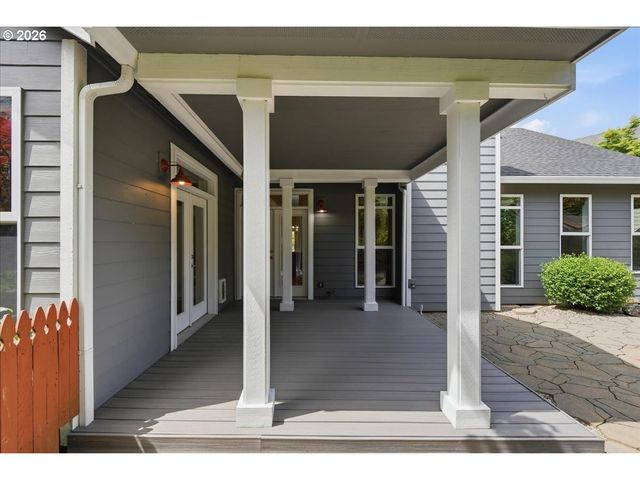 909 N 9TH Way, Ridgefield, WA 98642