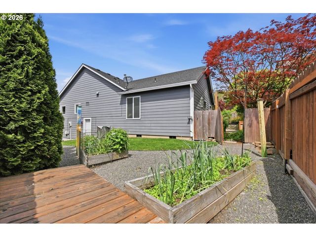 909 N 9TH Way, Ridgefield, WA 98642