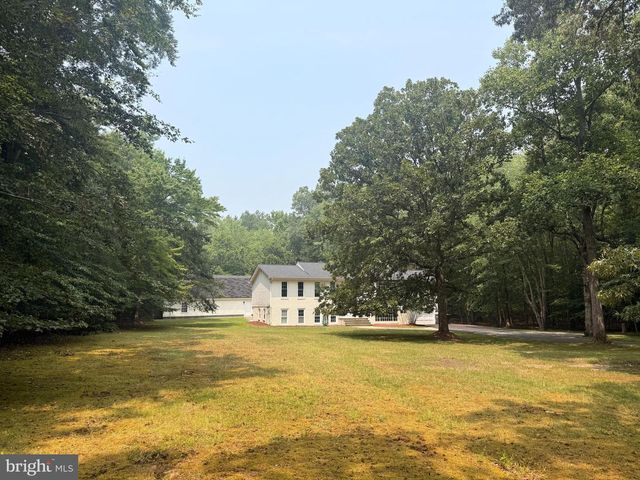 8910 BROOK DR, Waldorf, MD 20603