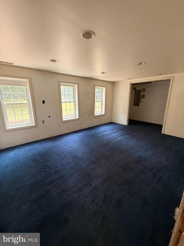 8910 BROOK DR, Waldorf, MD 20603