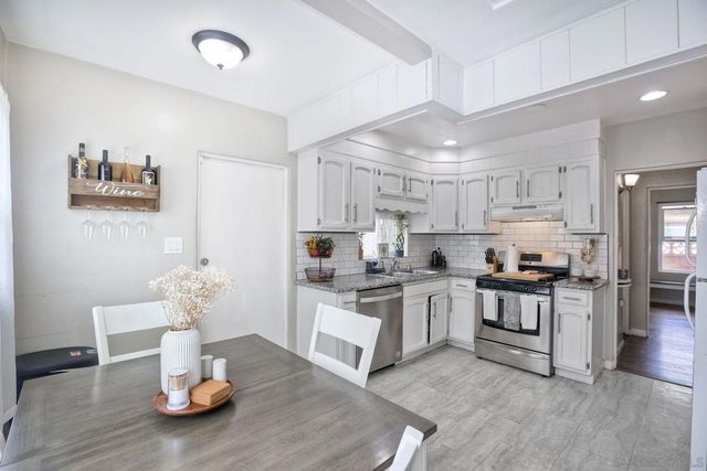 136 Brightwood Ave, Chula Vista, CA 91910
