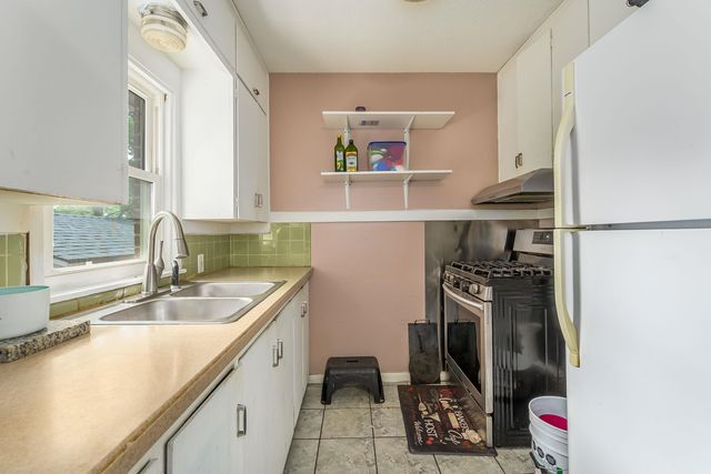2144 S Bennett, Wichita, KS 67213