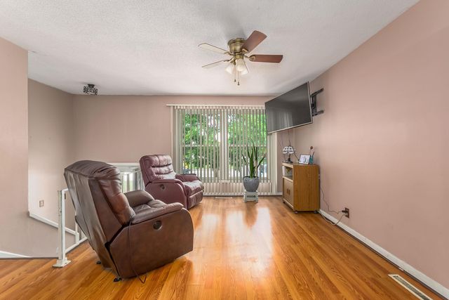 2144 S Bennett, Wichita, KS 67213