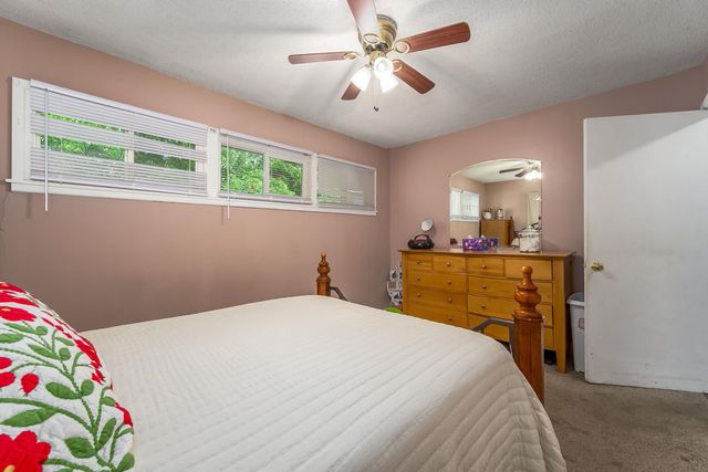 2144 S Bennett, Wichita, KS 67213