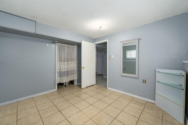 2144 S Bennett, Wichita, KS 67213