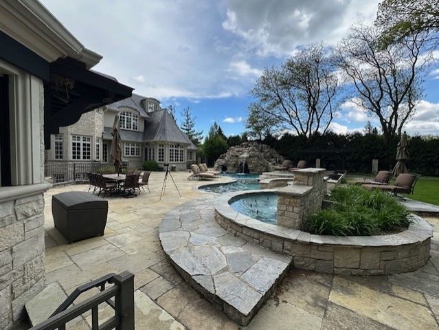 50 Baybrook Lane, Oak Brook, IL 60523