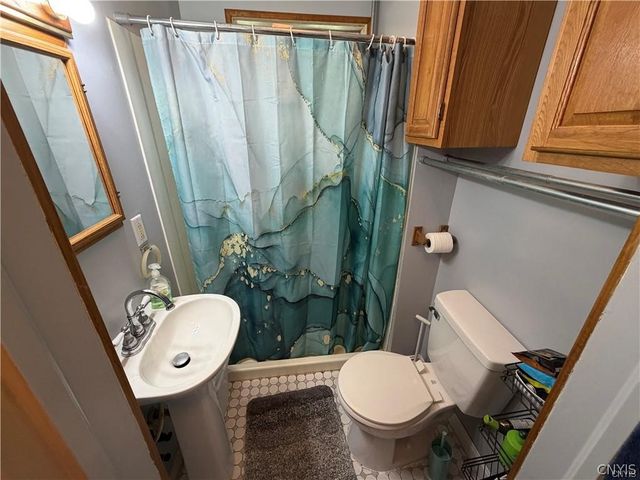 6714 Rome Westmoreland Rd, Rome, NY 13440
